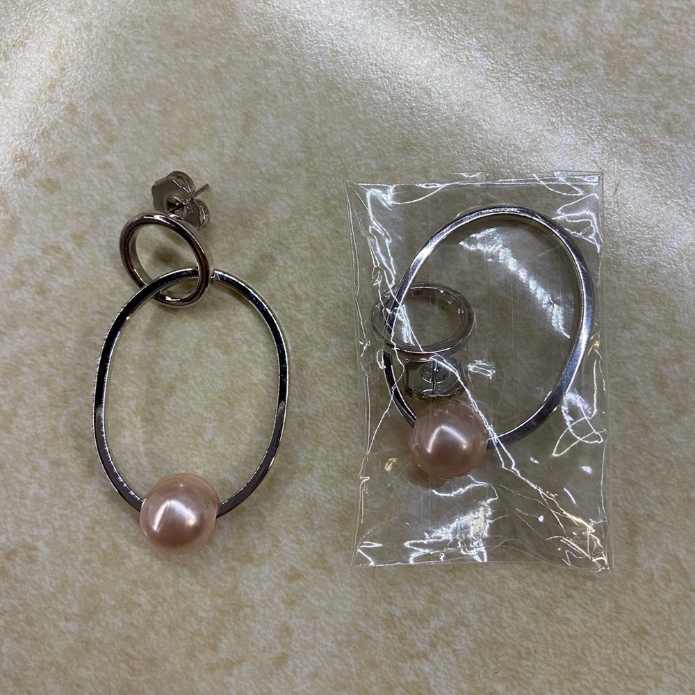 Jennifer Miller Open Pearl Earrings, Brand New on Packaging